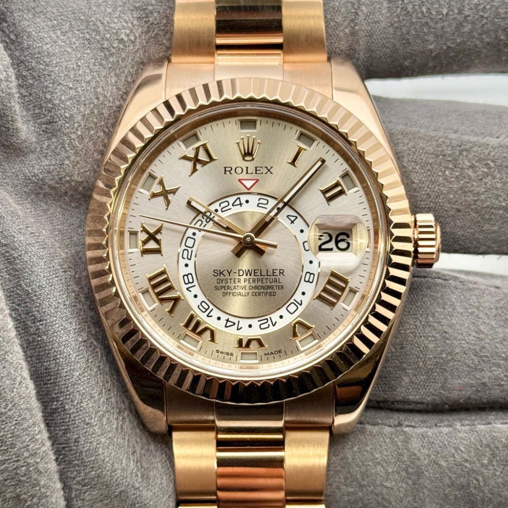 SKY-DWELLER