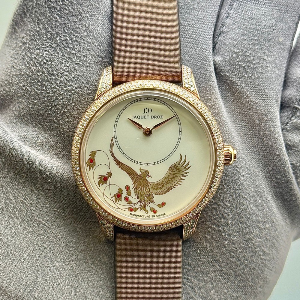 PETITE HEURE MINUTE