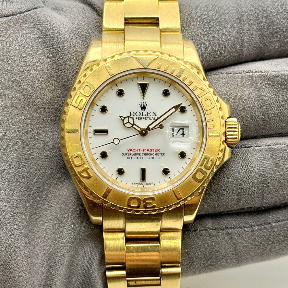 YACHT-MASTER