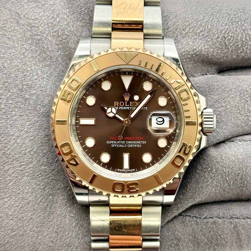 YACHT-MASTER