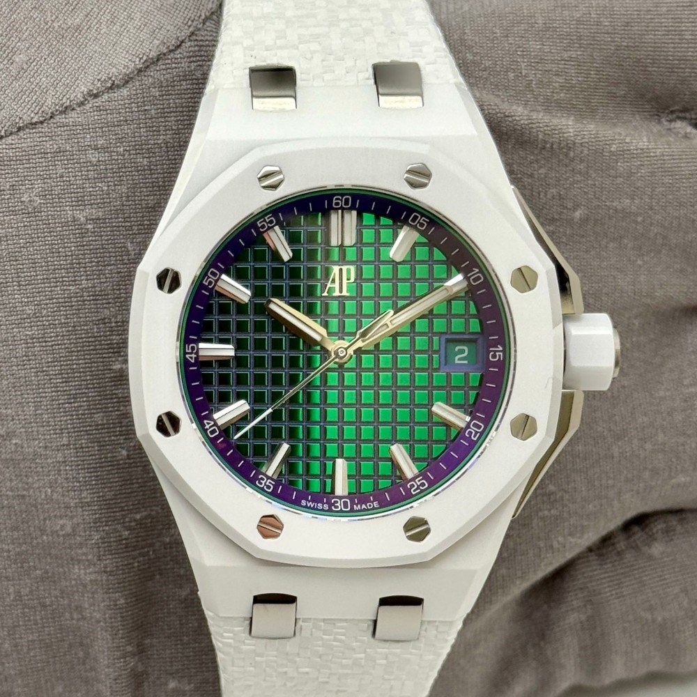 ROYAL OAK OFFSHORE